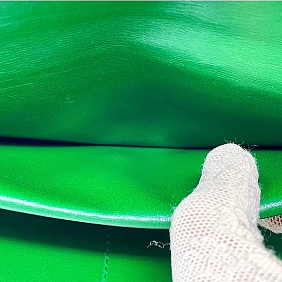 LOUIS VUITTON AUTHENTIC GREEN EPI LEATHER WALLET EUC - Picture 6 of 14